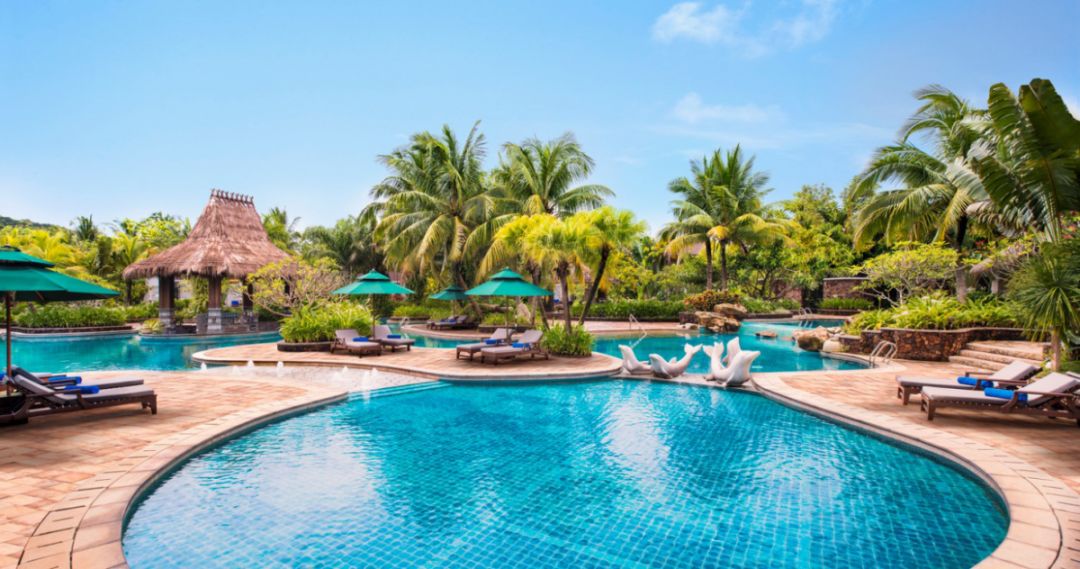 享受轻松惬意的假日时光,享受轻松自在的假期时光