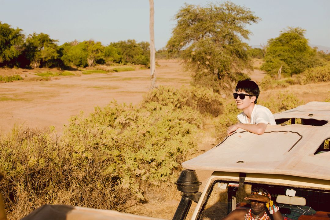 跟刘昊然在非洲过了6天5夜,发现他其实就是个话痨加多动症啊……