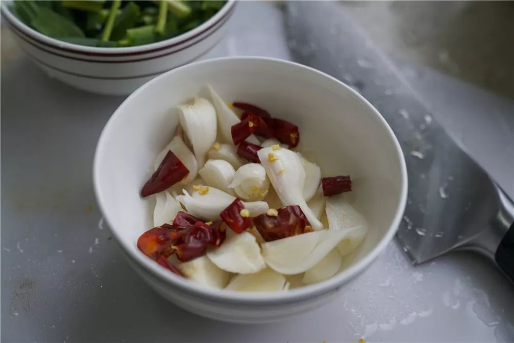 嫩蚕豆不带壳怎么吃,嫩蚕豆什么时候吃