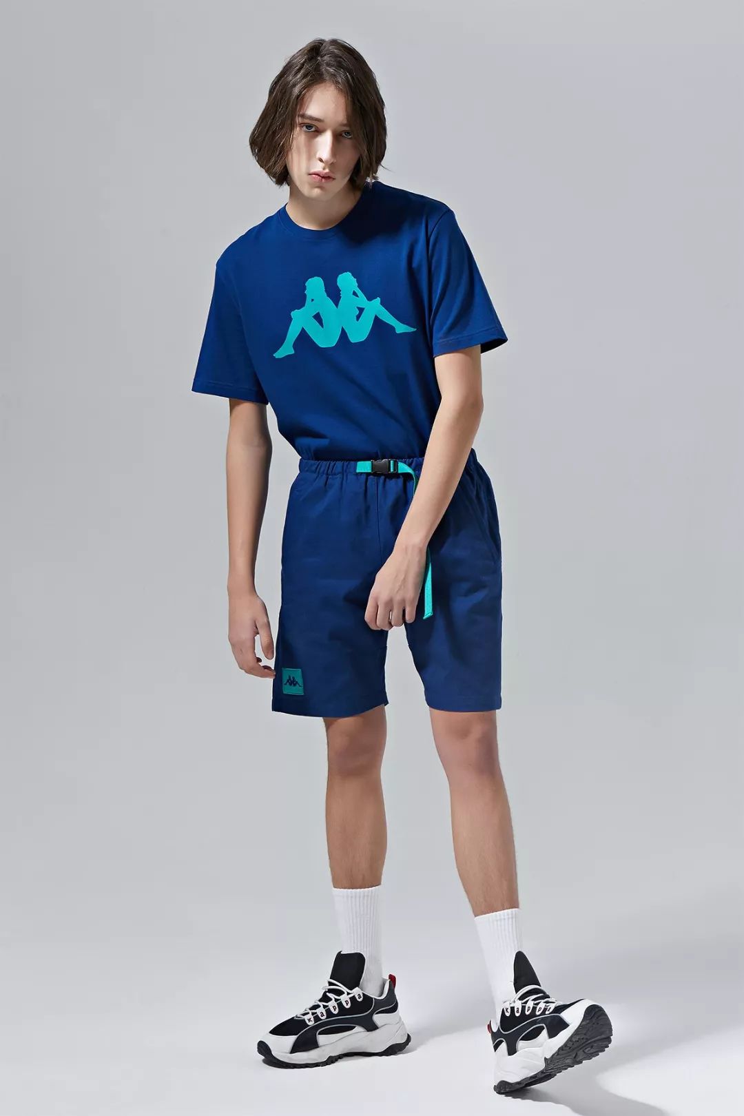 为什么同一款鞋子售价不一样,为什么同一款鞋子有那么多款式