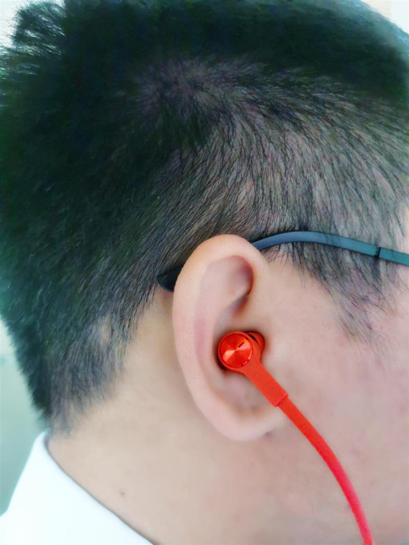 华为耳机freelace和活力版对比图,华为蓝牙耳机freelacepro3测评