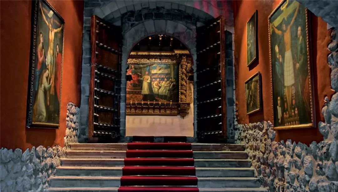 从此，LV不仅可以用来背，还可以用来睡…