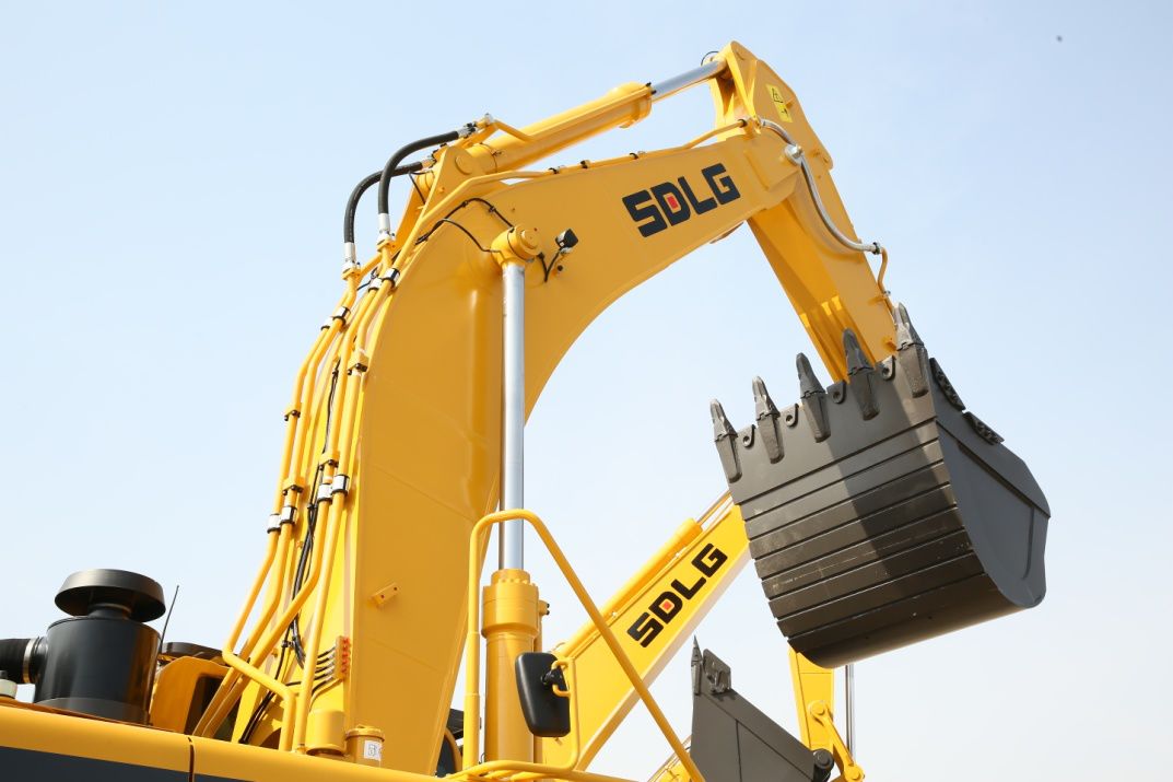 山东临工e6500f破碎锤油耗,山东临工挖掘机e685f