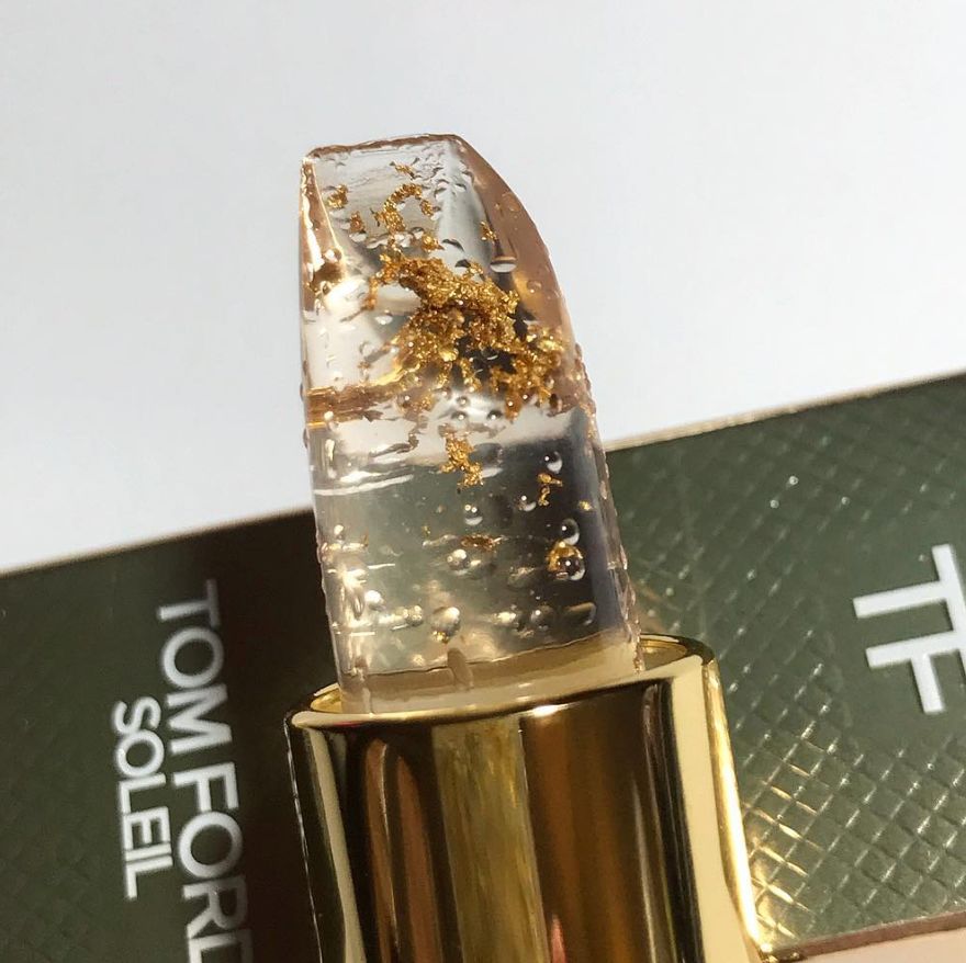 10分钟告诉你哪些春季彩妆能让你美出花花花花