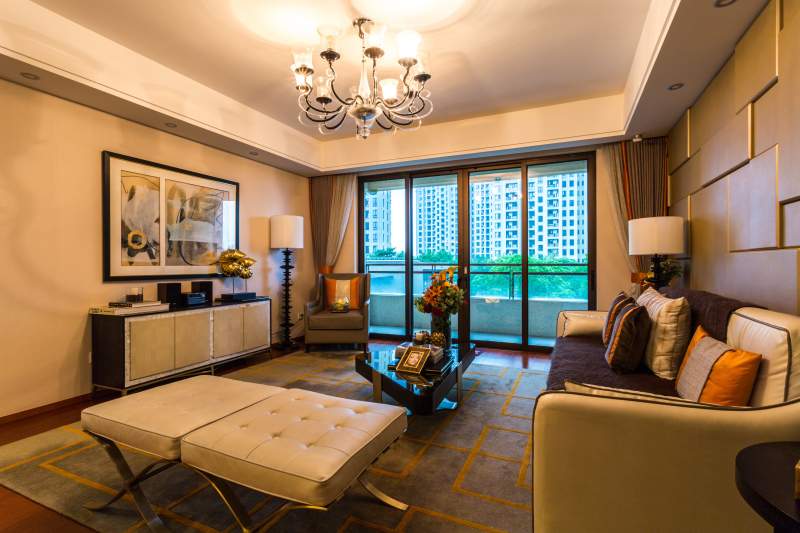 夏天空调开24小时需要多少电费,空调开一个半小时多少电费