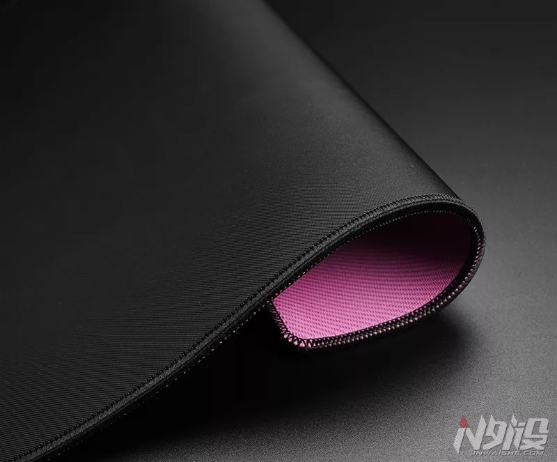 大牌游戏鼠标测评,火线竞技铝制金属游戏鼠标垫