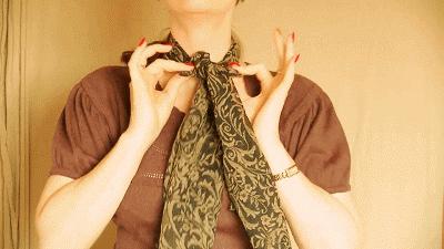 春天方丝巾怎么系好看,丝巾这样系简单时尚又清爽