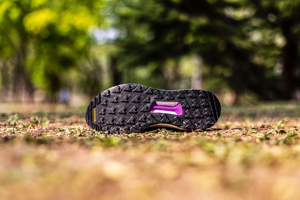 鞋圈的「全能特种兵」来了！春游出行穿它准没错！