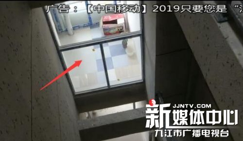 霸道邻居霸占楼顶公摊面积后续,邻居霸占公摊面积空中花园