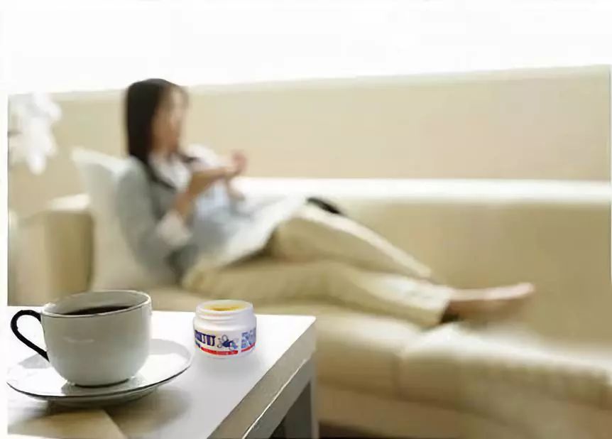 日本蚊子膏可以治过敏吗,日本蚊虫叮咬止痒膏红皮