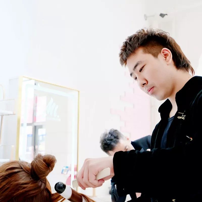 美发染发店推荐附近,美发店免费染发