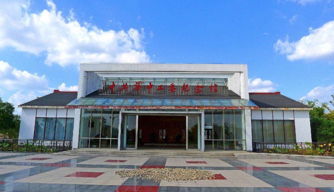 致公路沿线群众一封信,致马拉松运动员的一封信