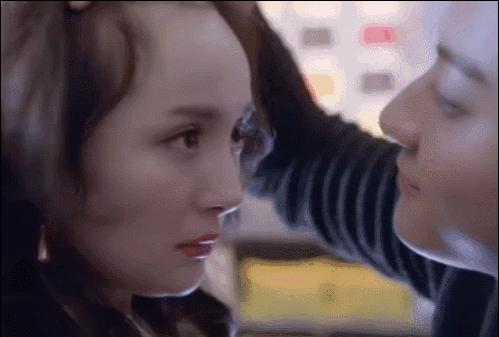 睫毛一定要翘才好看吗,睫毛一定要补吗