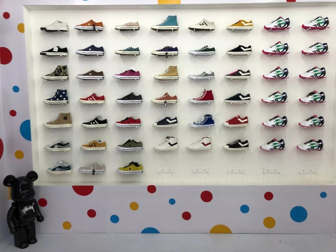 曼谷球鞋图片大全,泰国曼谷球鞋实体店