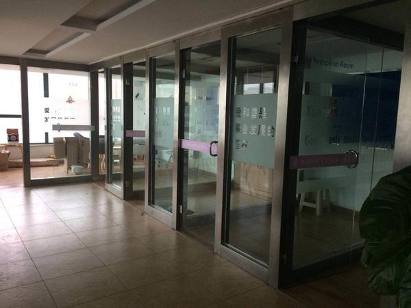 装修公司卷款跑路最新消息,装修公司把我装修款卷走了