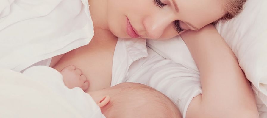 哪种情况下不应该坚持母乳喂养,各种情况下暂停母乳喂养