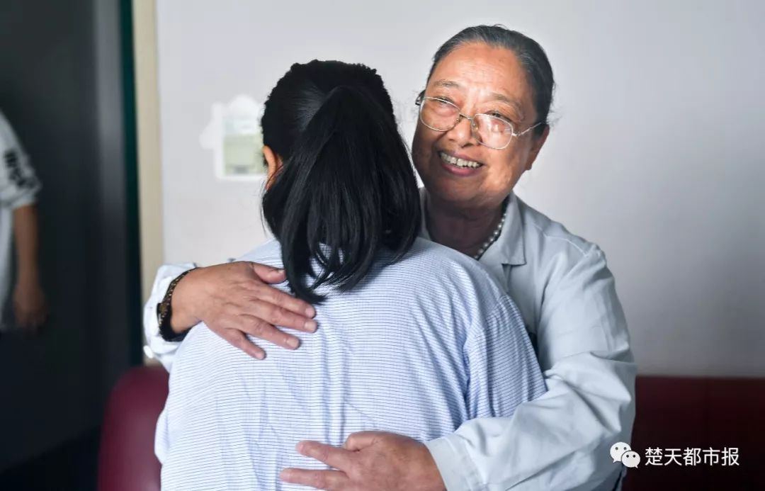 世界罕见!她14岁发现自己是“石女”,23岁竟自然受孕产子!