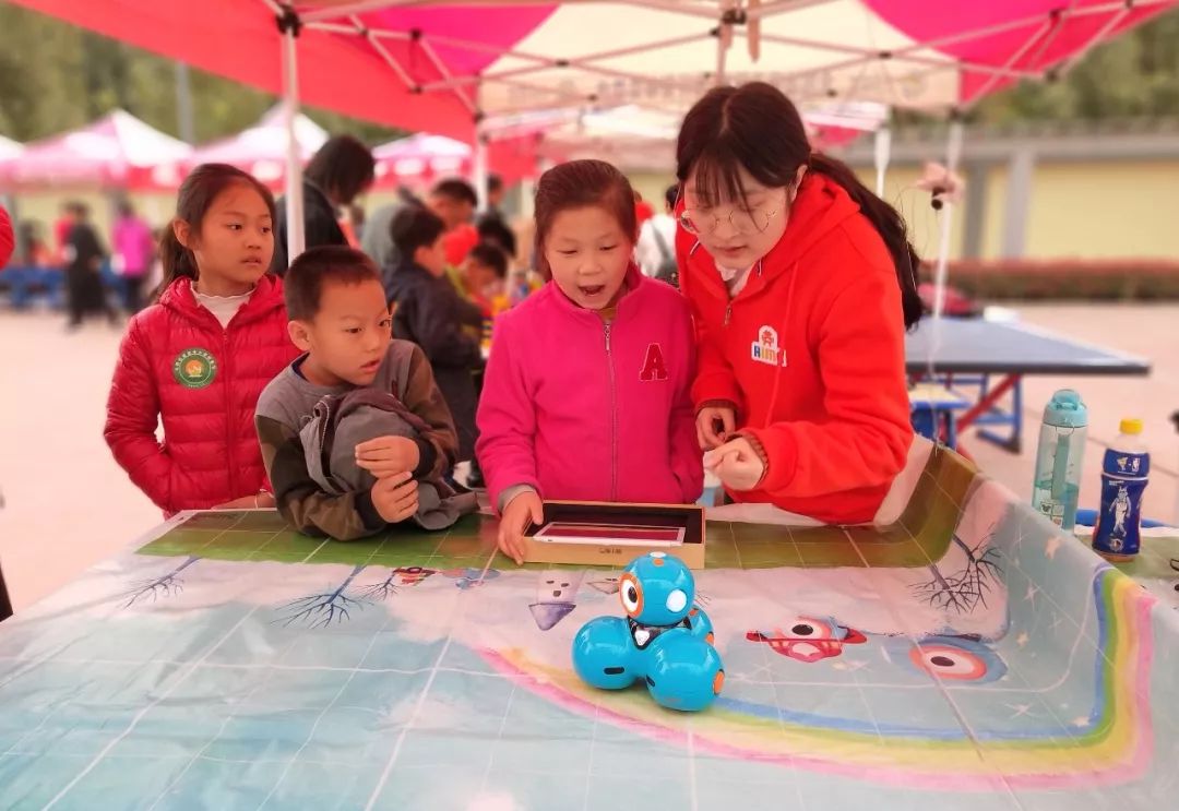 焦作市突出创新智造发展,河南焦作创新学校