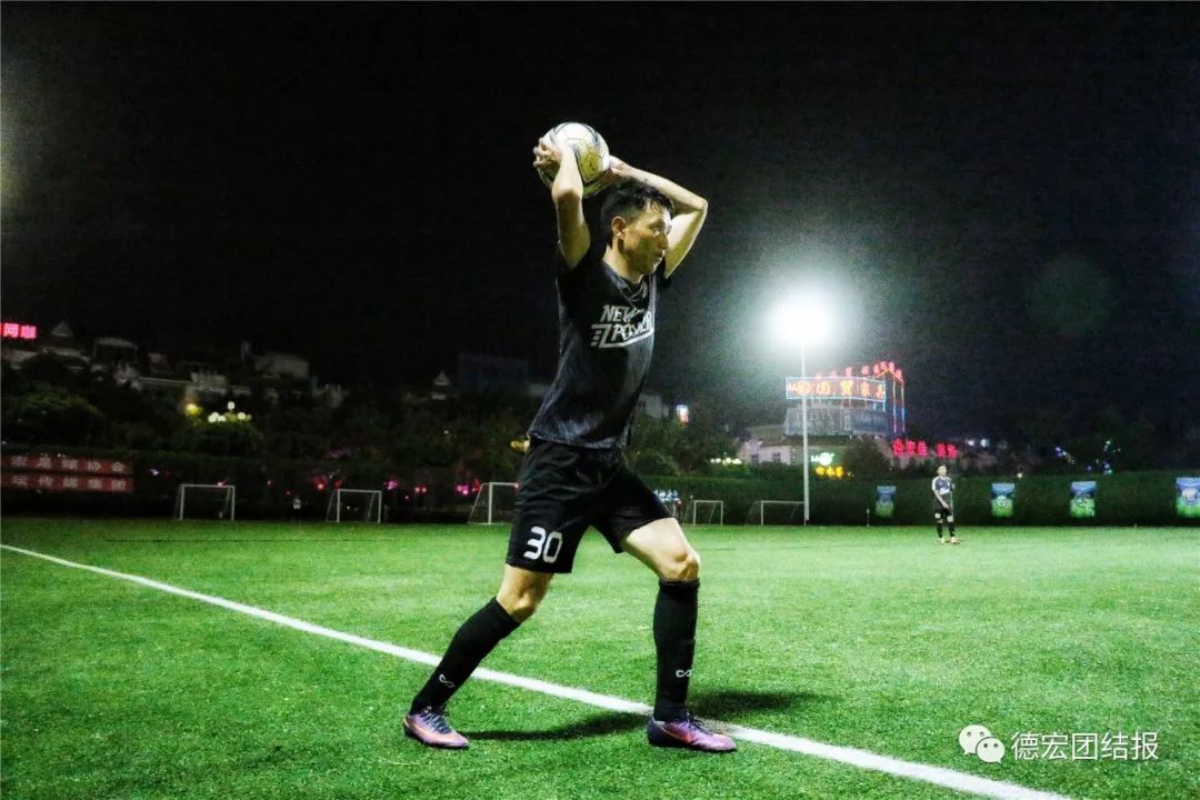 中冠联赛开幕式现场版,德宏篮球联赛赛程表