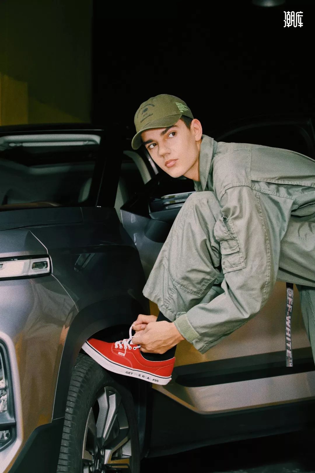 现在买球鞋真的便宜了吗,为什么球鞋的价格每天都在变