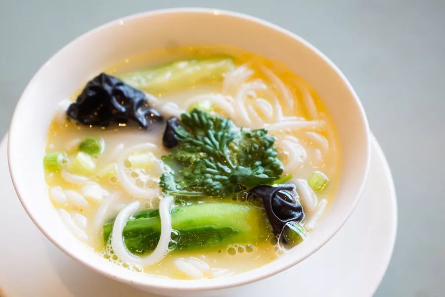 曾任职米其林一星！20年经验大厨匠心打造！JW万豪酒店74道港式料理畅吃宴！