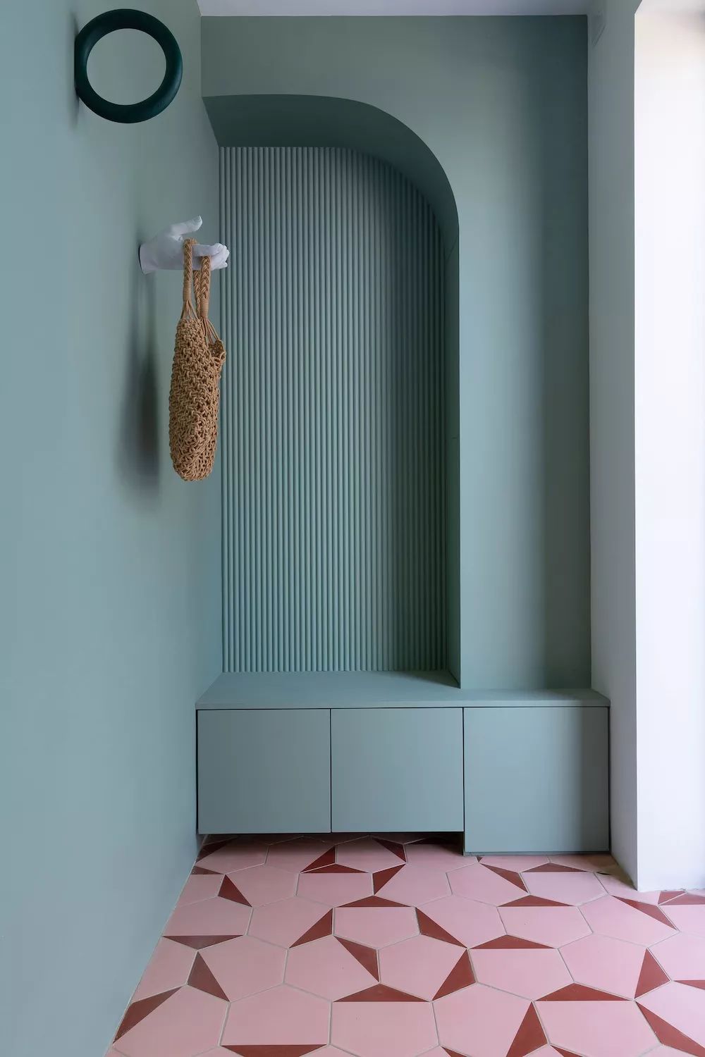 新豪宅时代，终于可以跟水晶灯、罗马柱说拜拜了！