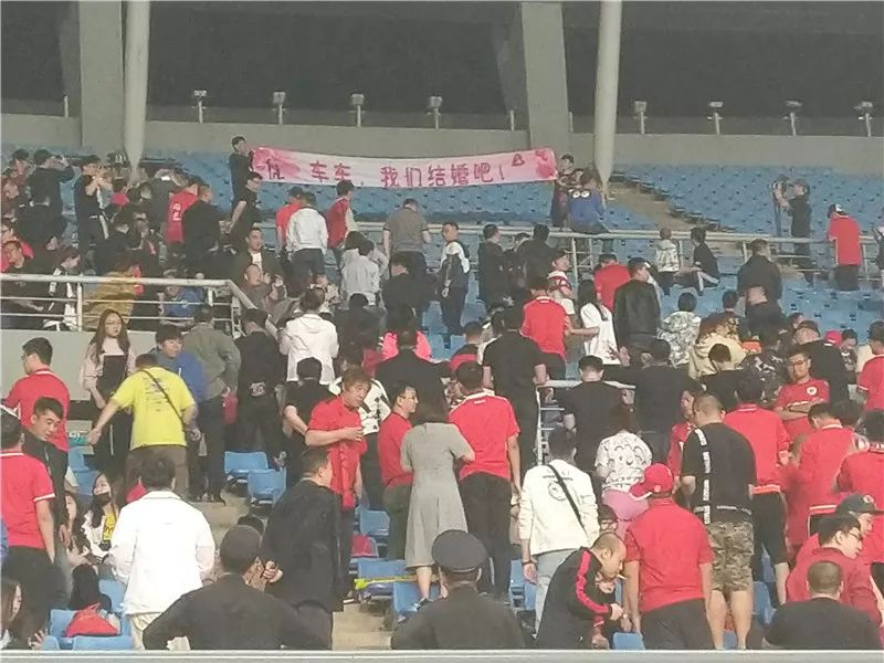 中甲辽宁宏运对新疆十六轮结果,辽宁宏运vs上海申鑫肇俊哲进球