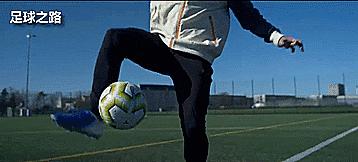 足球花式技巧,足球技巧花式滑铲射门