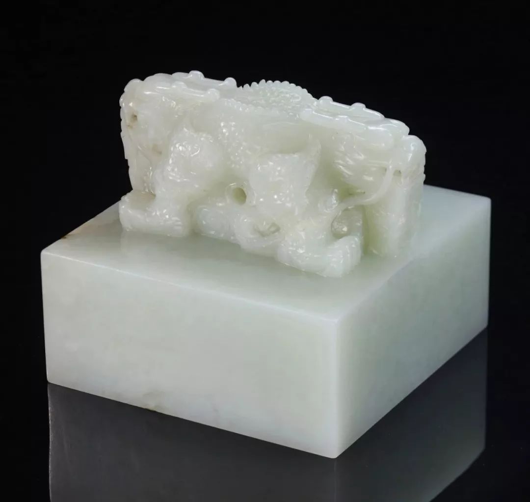 够您琢磨一阵子的一次拍卖预展