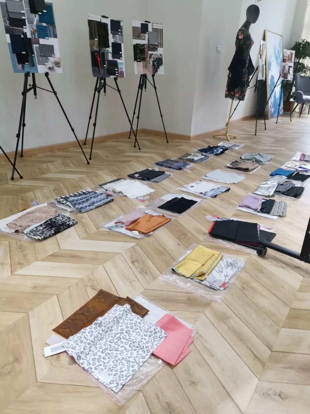 发掘好面料“时尚万里行”（三）