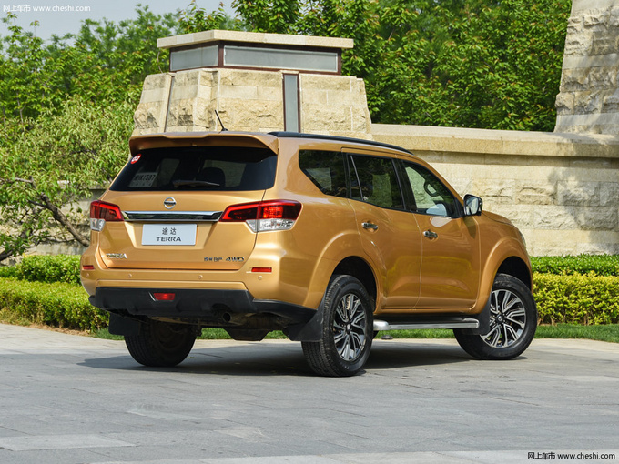 介绍几款适合家用的国产四驱suv,奔驰suv20-30万女性款越野四驱