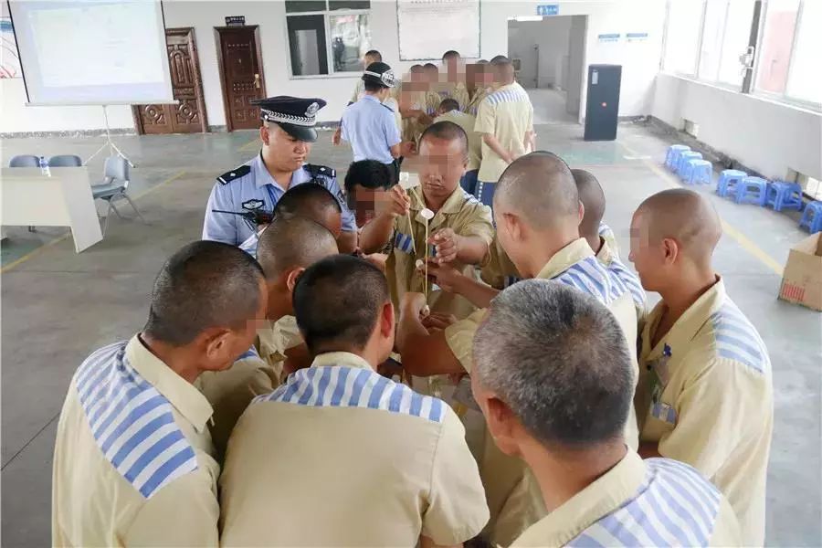 监狱警察业务知识,监狱警察工作10年是什么级别