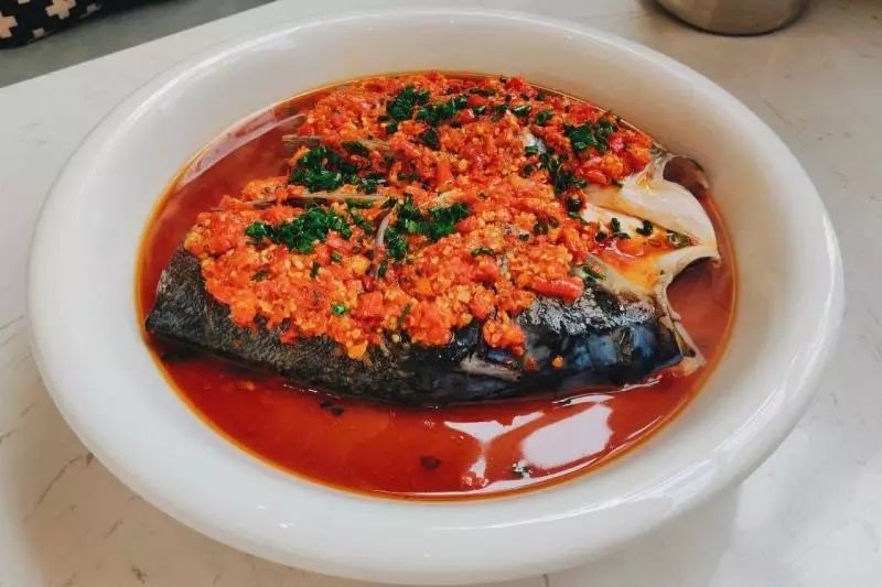 百万大学青年免费狂欢!AJ鞋展、街球大神空降,超多福利拿到手软!