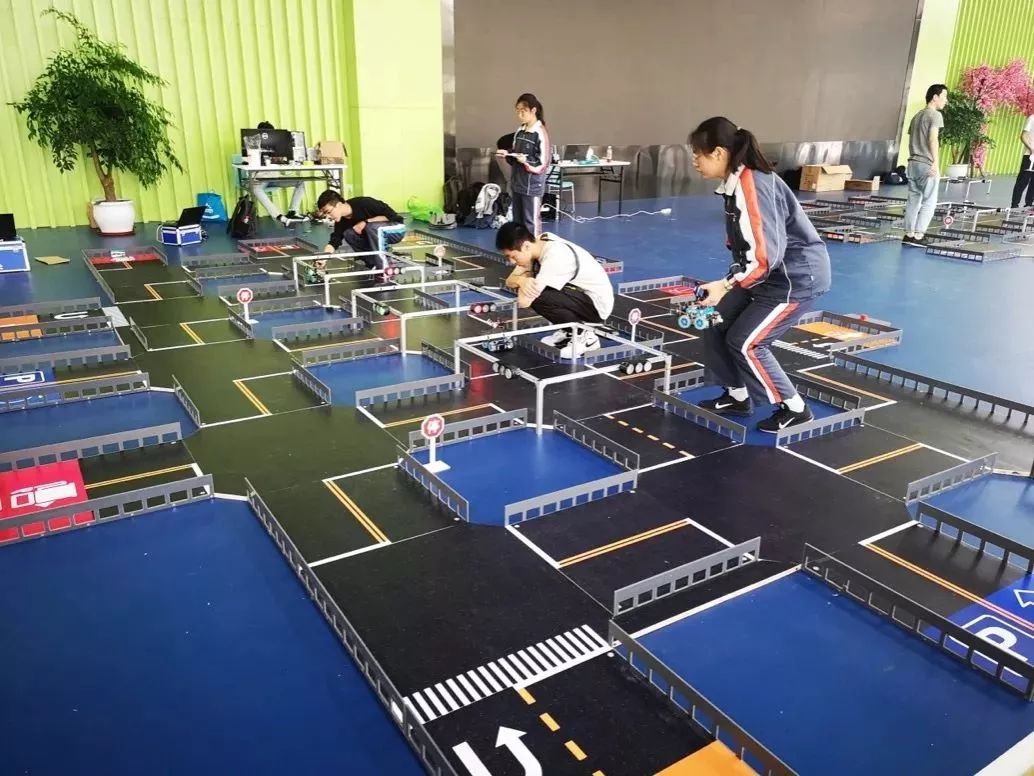 上海市宝山中学靠近复旦大学,宝山区与复旦共建学校