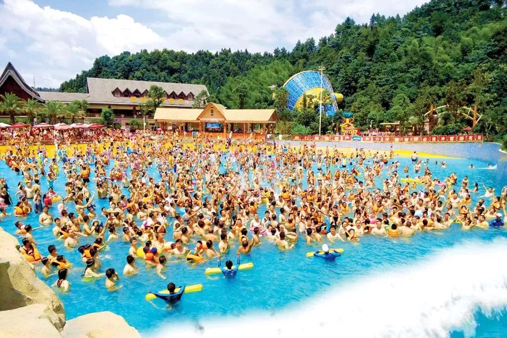 天沐温泉9.9元,夜泡温泉成人门票