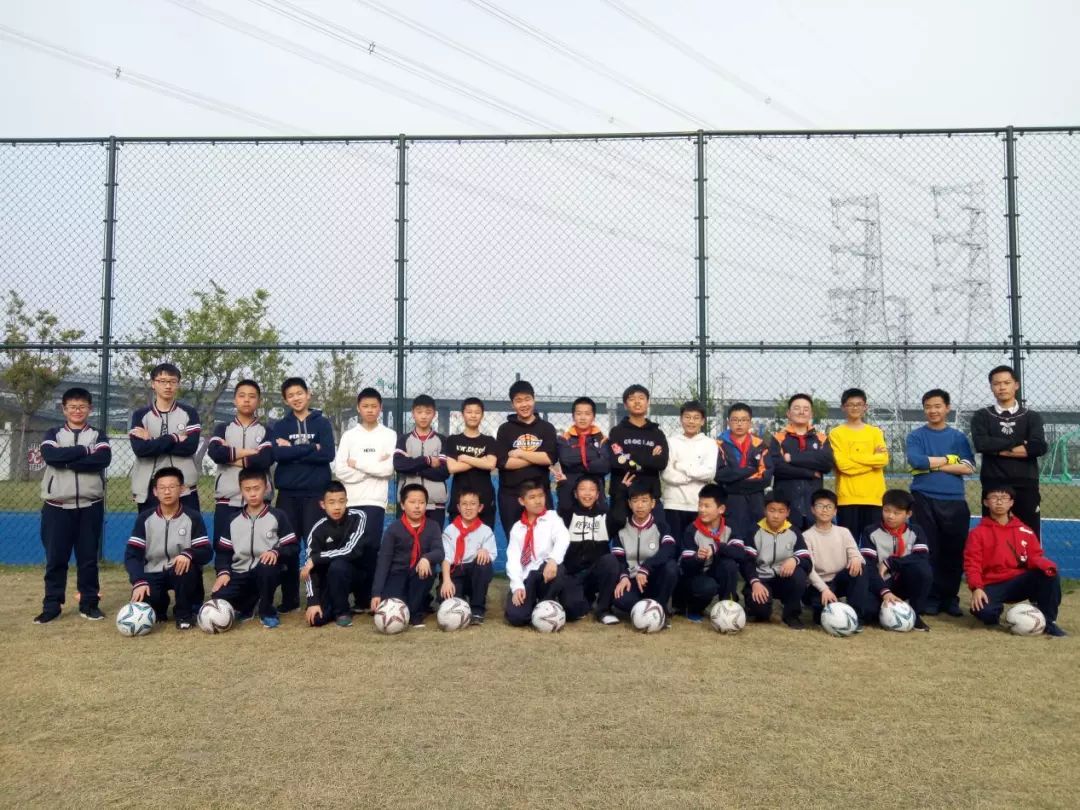 东莞市东城中学足球,快乐足球社