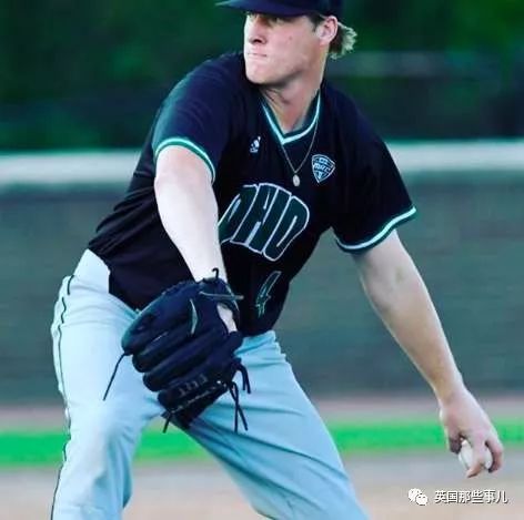 妈妈去世后化成黄蝴蝶,妈妈去世化作蝴蝶来看儿子