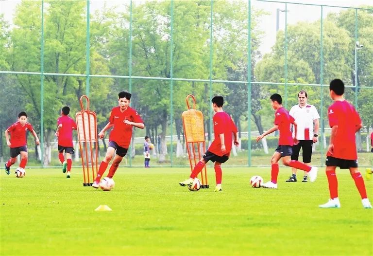 必须得夸！篮球、足球、击剑…在嘉定运动越来越方便了！