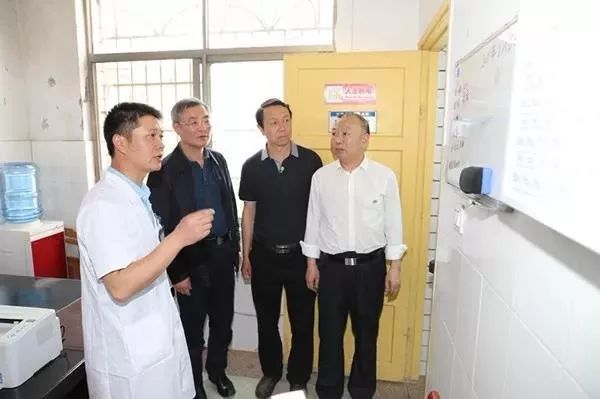 不说假话也不说实话,不说假话但不说全部真话