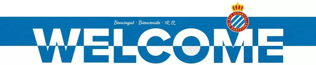 分享一下你们踢球时候的照片,晒一张你们踢球的照片