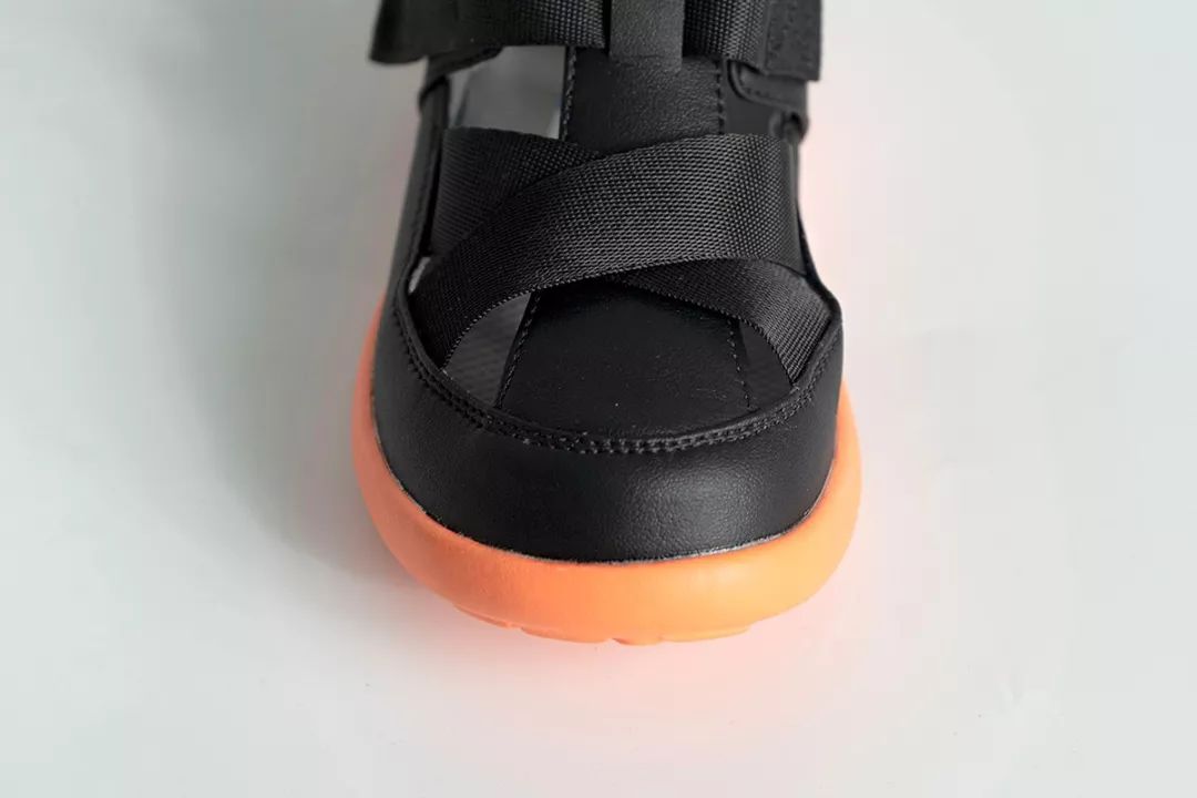 小蓝羊男童凉鞋,软牛皮软底时尚百搭平底凉鞋来了