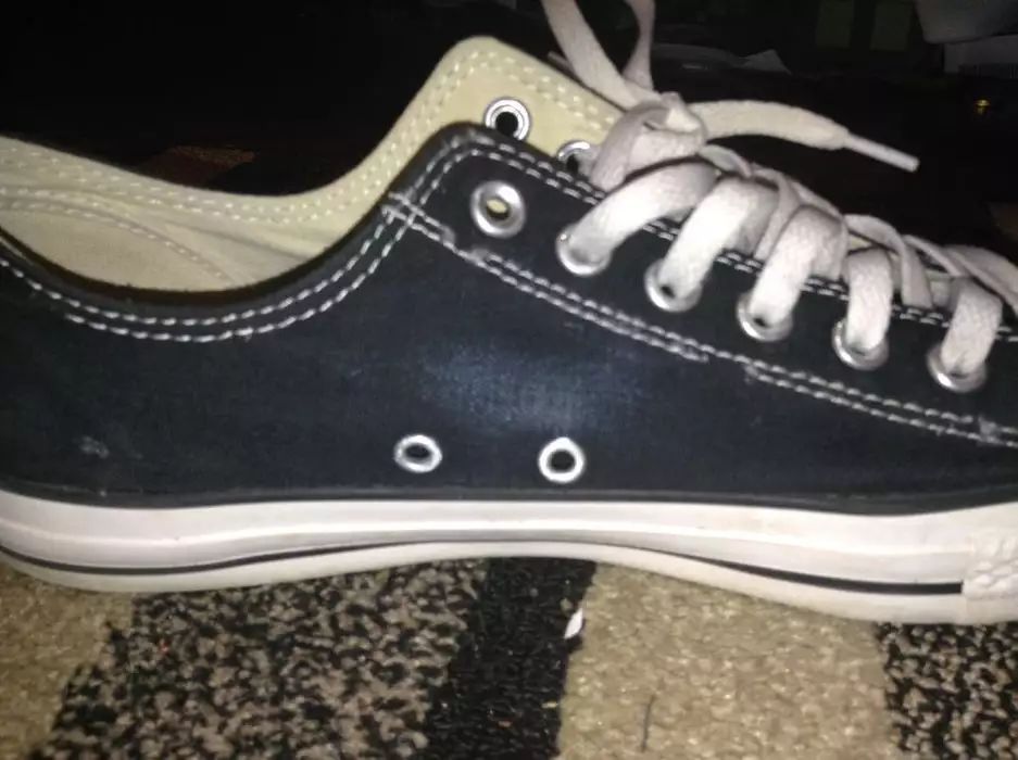 他们认为穿脏的球鞋，才称得上收藏