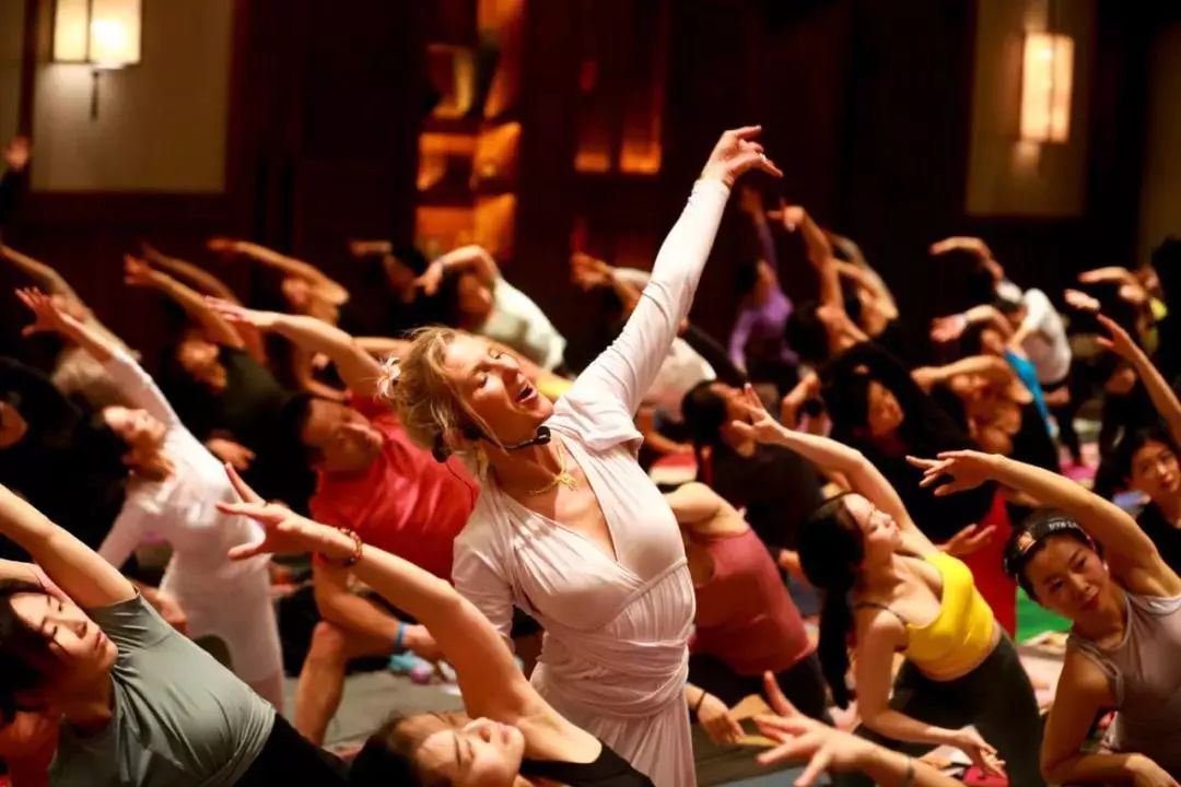 小白如何选择瑜伽机构和课程,瑜伽师培训怎么选