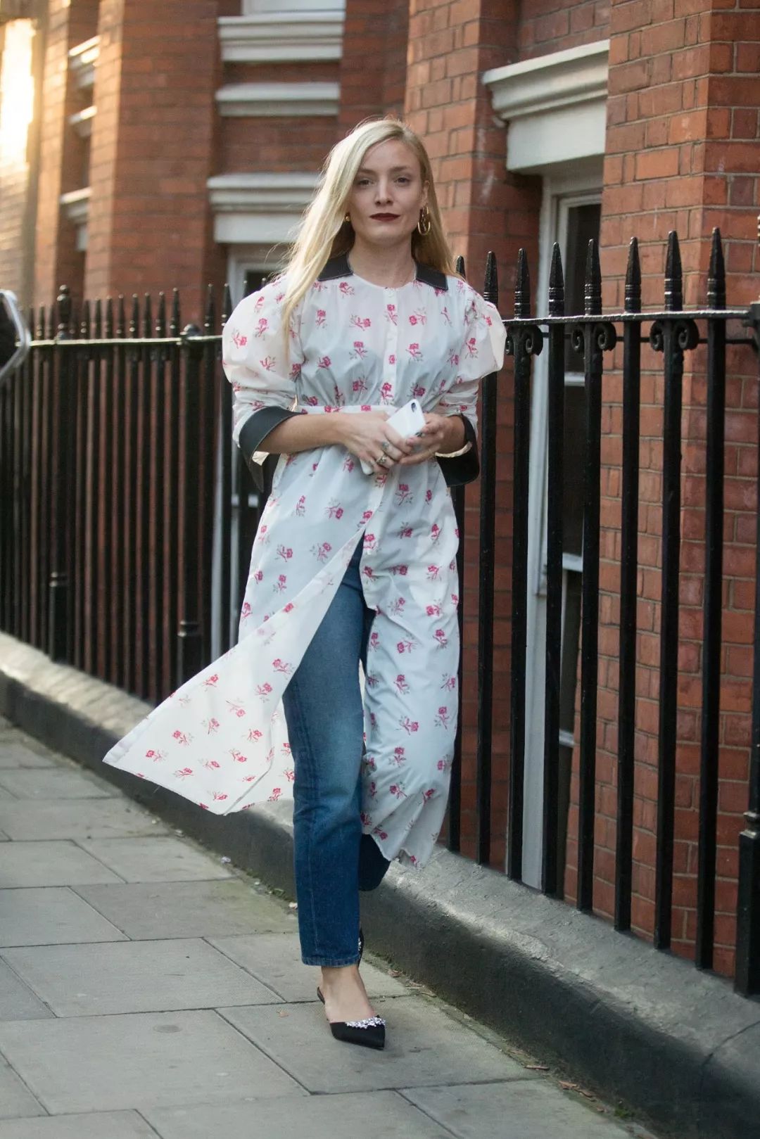 短装气质雪纺衫,雪纺衫靓丽大方又舒适凉爽