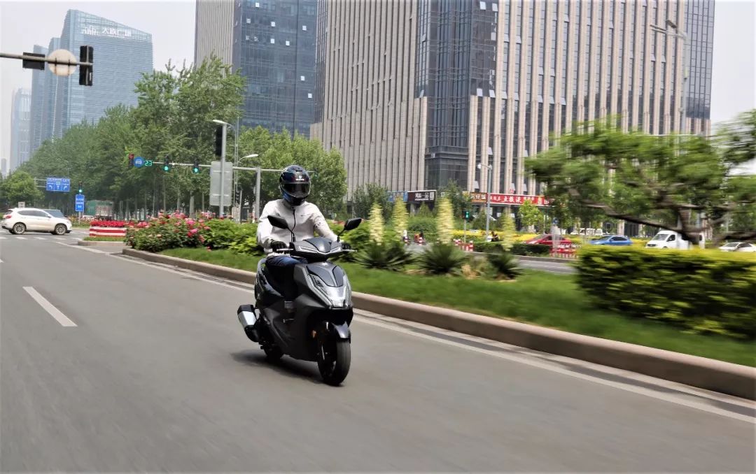 2020款三阳fnx150百公里,三阳fnx1502019款踏板车