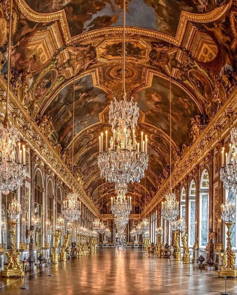 巴黎“假装自己是爱情电影主角”旅行指南