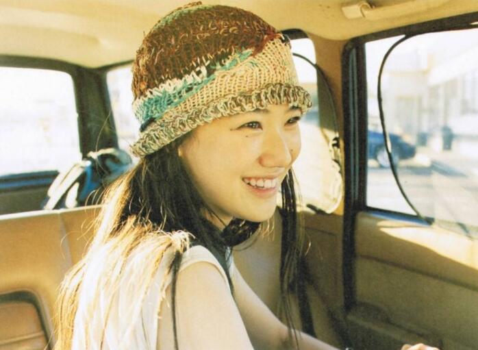 苍井优结婚了，现在去当搞笑艺人还来得及娶新垣结衣