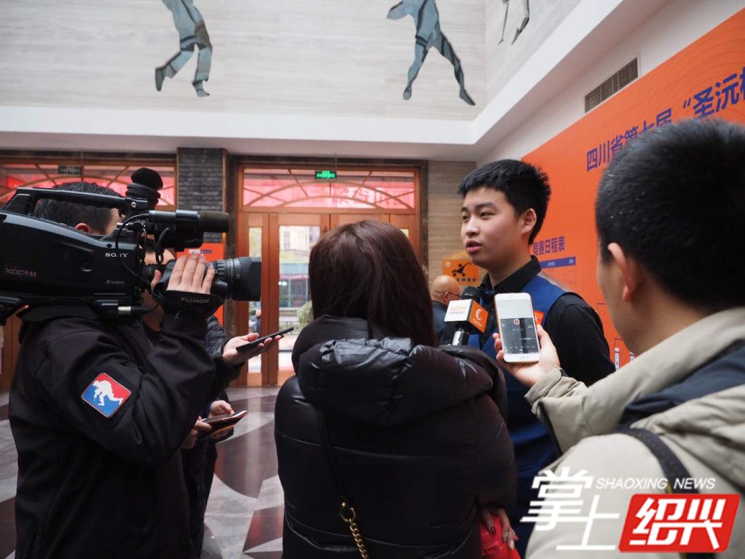 浙江第一个！17岁少年成世界*诺斯**克职业选手，响彻英格兰