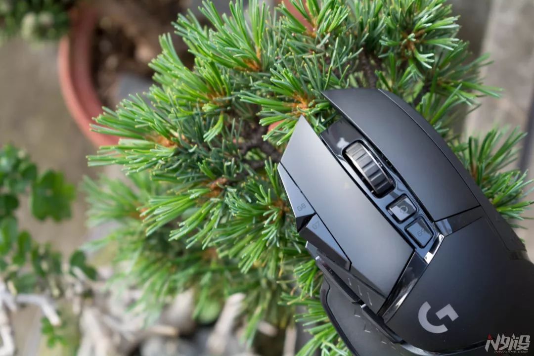 无线g502罗技,g502创世者和g502lightspeed的区别