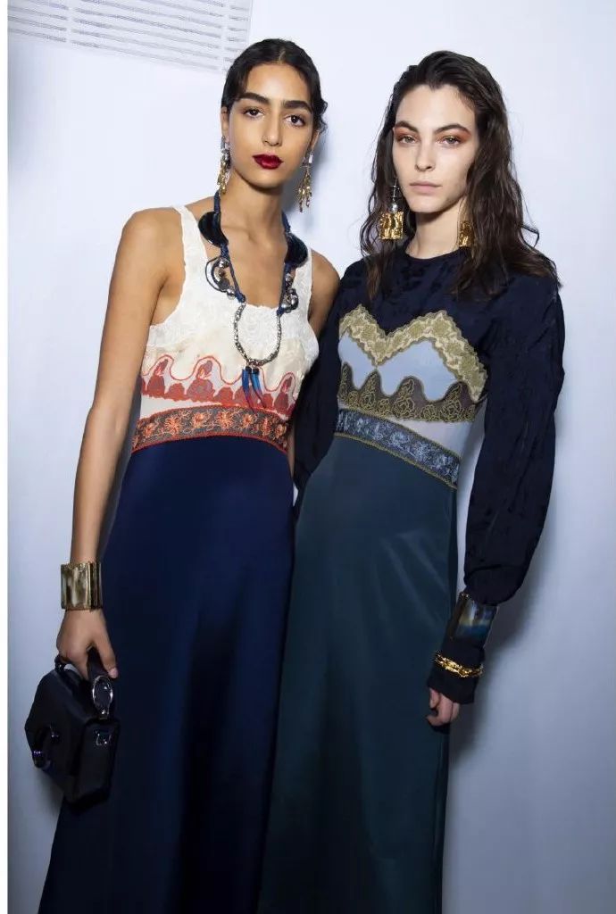 女生对闺蜜和普通人态度一样,女生对闺蜜的忍耐程度有多强